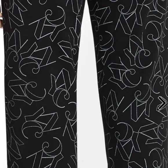 ⭐️ Firm Price ⭐️ NYC Dreamy French Terry Asymmetric Cut-Out Top & straight pants - Picture 8 of 8